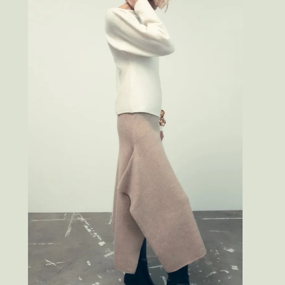 New ZARA  100% WOOL RUFFLED SKIRT - Picture 6 of 14